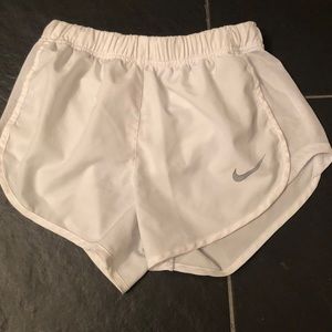 New Nike white shorts - comfortable and breathable